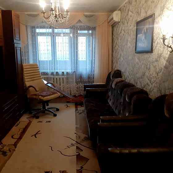 Продажа трёхкомнатной квартиры в районе "Галактики". Донецк