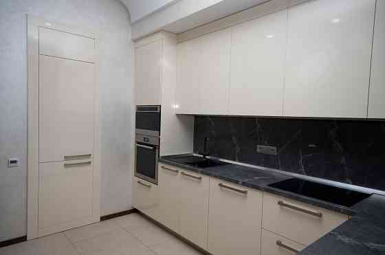 Сдается 3-х комнатная квартира в Ворошиловском районе в Жк "Люксембург" Донецк