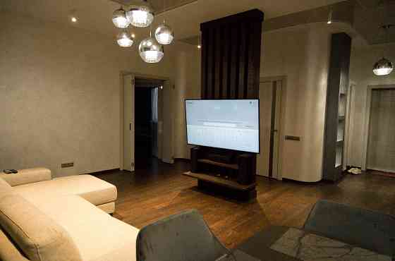 Сдается 3-х комнатная квартира в Ворошиловском районе в Жк "Люксембург" Донецк