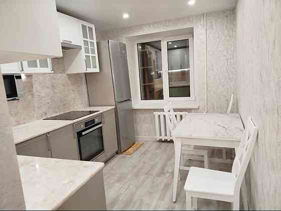 Сдаётся квартира, двушка, Мариуполь, на 23-м микрорайоне. Этаж 3/9. Мариуполь