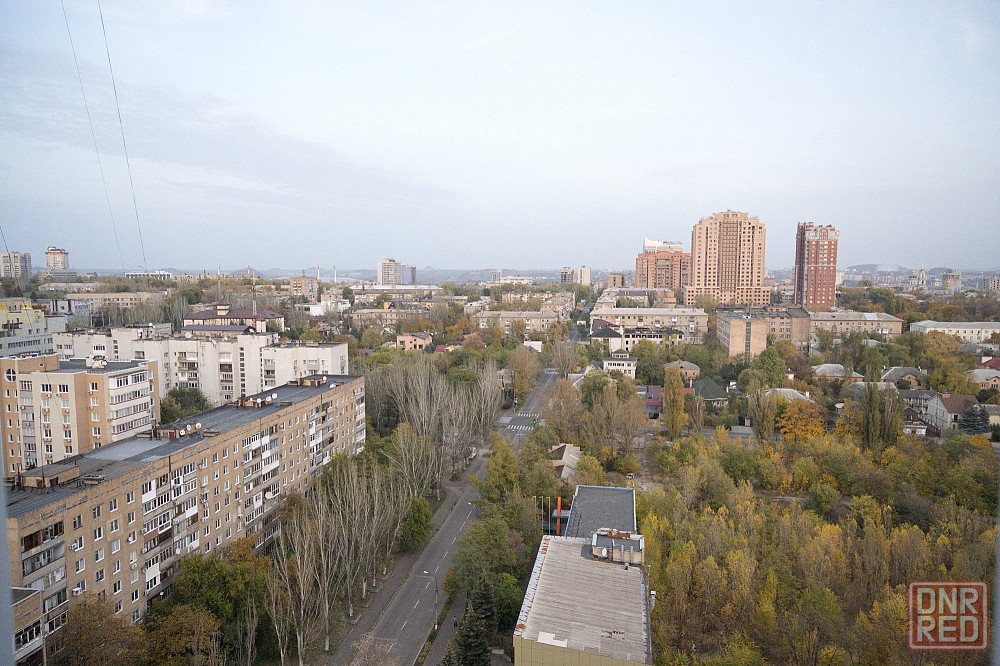 Сдается 3-х комнатная квартира-студия (98 кв.м), этаж 18/23 в Ворошиловском районе, Проспект Ватутин Донецк - изображение 4