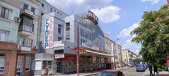 Сдам 300 м2 в Ворошиловском районе, пл. Ленина. Ремонт. Донецк