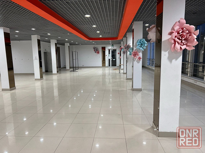 Сдам 300 м2 в Ворошиловском районе, пл. Ленина. Ремонт. Донецк - изображение 1