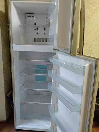 Продам холодильник Донецк