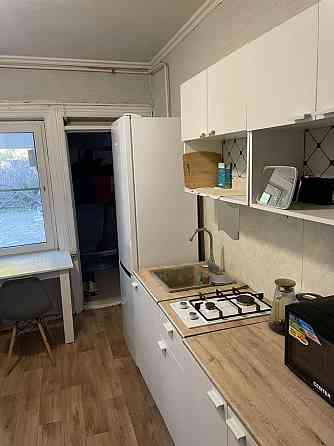 в ворошиловский район 1к квартира -дом в общем дворе .с парковкой Донецк