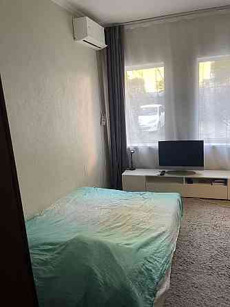 в ворошиловский район 1к квартира -дом в общем дворе .с парковкой Донецк