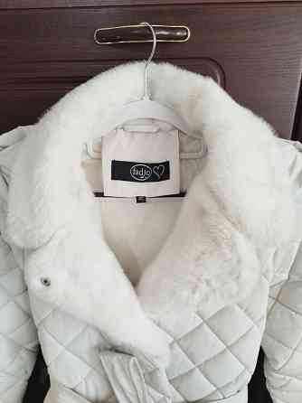 Продается абсолютно новое пальто Макеевка