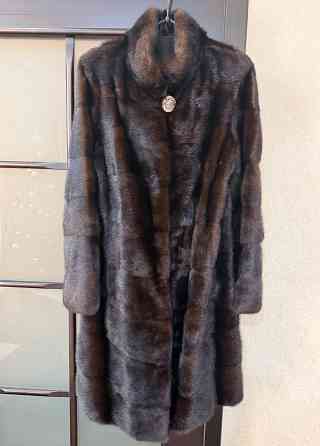 Продам норковую шубу 42-44 размер Донецк