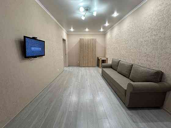 Сдаю комфортабельную квартиру с современным ремонтом и новой техникой в Приморском районе. Мариуполь