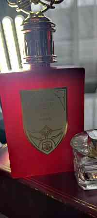 Продаю парфюмерную воду Донецк