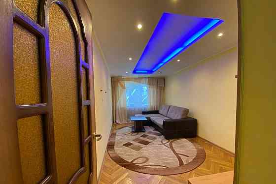 Сдается 1-комнатная квартира в Ворошиловском районе . Библиотека им. Крупской Донецк