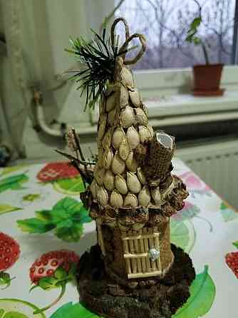 Декоративная игрушка "избушка". ручная работа. Стаханов