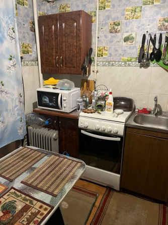 Аренда 1 комнатной квартиры г. Макеевка, м-н Комсомольский( ориентир 3/5, кафе Алсу) Макеевка