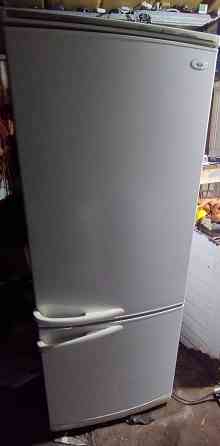 2 рабочих холодильника Донецк