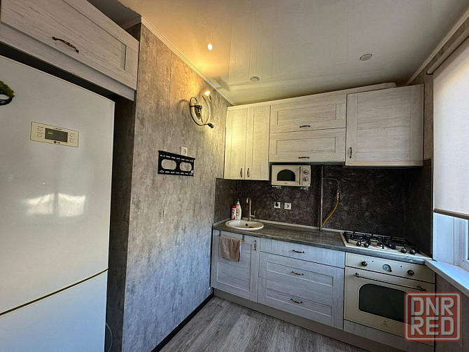 Сдаю однокомнатную квартиру парк Гуливер Донецк - изображение 2