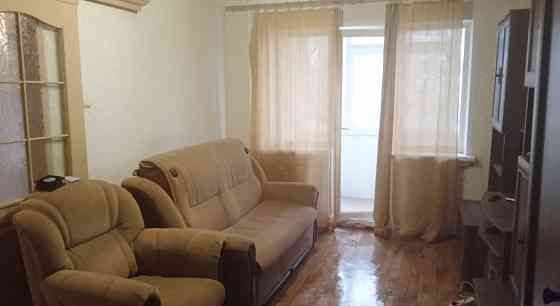 Сдам 2 комнатную квартиру на рынке Бахчиванджи Мариуполь