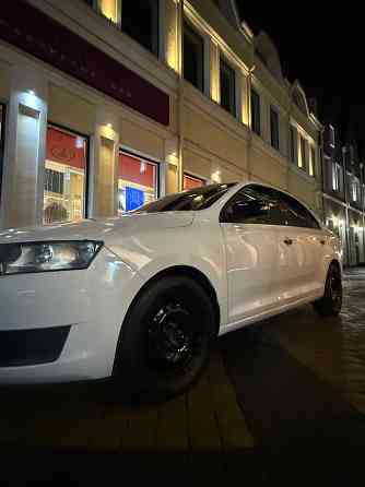 Škoda Rapid 2019 г.в., комплектация HOCKEY EDITION. Автомат. Обслужена, готова к работе. Таганрог