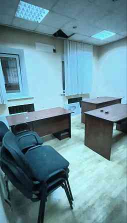 Фасадное помещение 93 м.кв,Ворошиловский р-н,Донецк Донецк