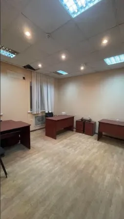 Офисное помещение 93 м.кв,Ворошиловский р-н,Донецк Донецк