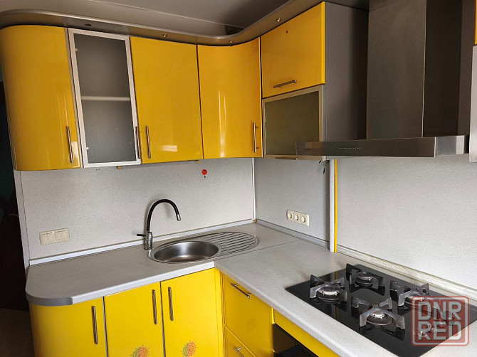 Продается 2 комнатная квартира Кировский р-н Максима Козыря Донецк - изображение 1