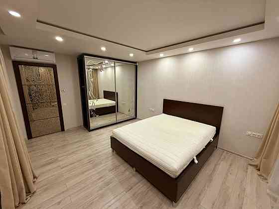 Сдается 3-комнатная квартира в Киевском районе по ул.Университетской, ориентир Изумруд. Донецк