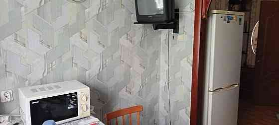 Сдам свою однушку в Кальмиусском районе, квартира тёплая и домашняя. Мариуполь