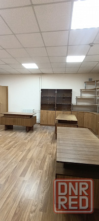 Сдам Офис 350 м² в Калининском районе. Кабинетная система. Мебель. Донецк - изображение 2
