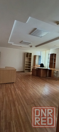 Сдам Офис 350 м² в Калининском районе. Кабинетная система. Мебель. Донецк - изображение 6