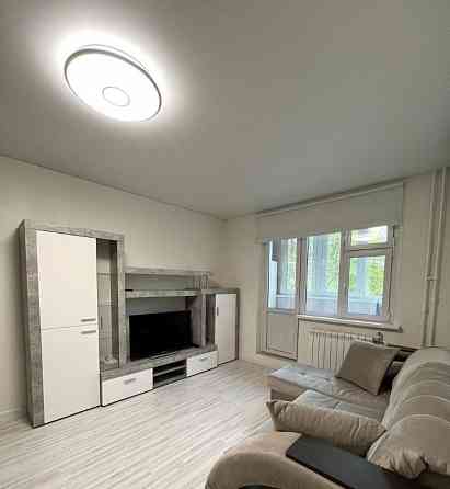 Сдам в аренду светлую однокомнатную квартиру в Калининском районе, по проспекту Ильича. Донецк