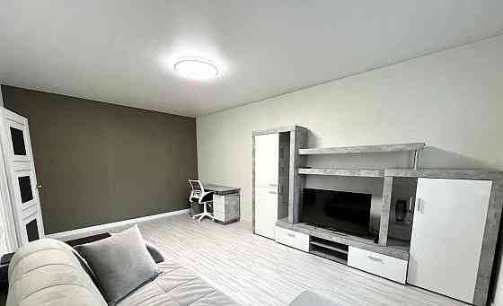 Сдам в аренду светлую однокомнатную квартиру в Калининском районе, по проспекту Ильича. Донецк