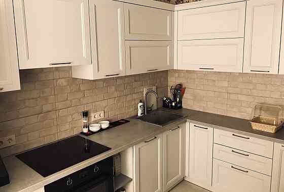 Сдам в аренду светлую однокомнатную квартиру в Ленинском районе, по улице Кольцова Донецк