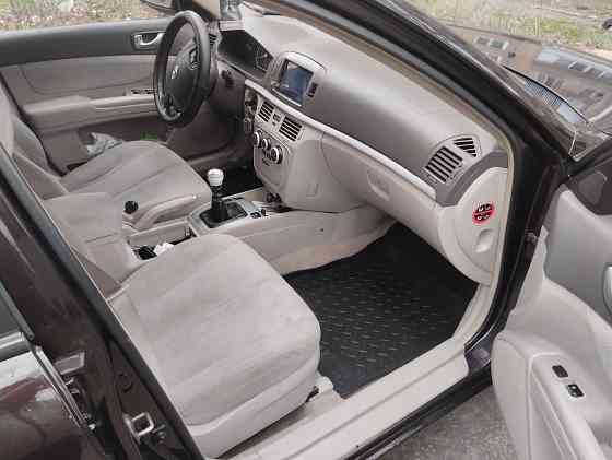 Продам надёжный автомобиль Донецк