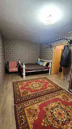 г.Донецк. Сдается 2к.кв. бул.Шахтостроителей 1/9 этаж Донецк