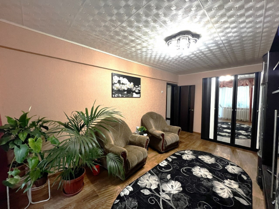 трехкомнатная кв Донецк