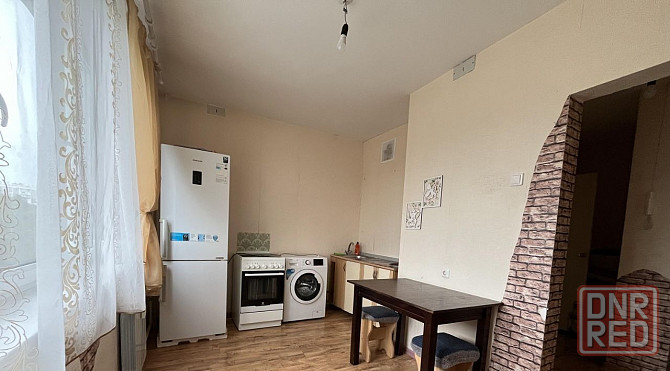 Сдается однокомнатная квартира в Кировском районе Донецка, микрорайон Мирный. Донецк - изображение 3