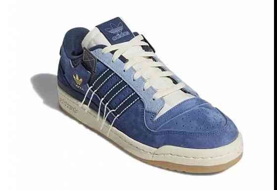 Кроссовки зима Adidas Макеевка