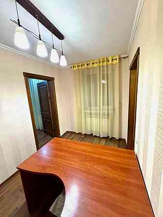 Центр города ! Продажа офиса по пр-т Ватутина в Ворошиловском р-не , г. Донецк Донецк