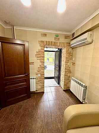 Центр города ! Продажа офиса по пр-т Ватутина в Ворошиловском р-не , г. Донецк Донецк