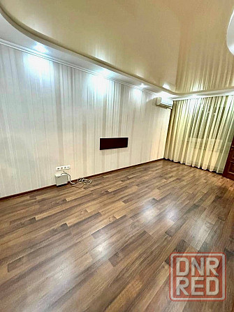 Центр города ! Продажа офиса по пр-т Ватутина в Ворошиловском р-не , г. Донецк Донецк - изображение 1