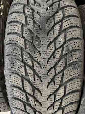 Продам зимнюю резину 235/50 R19 Горловка