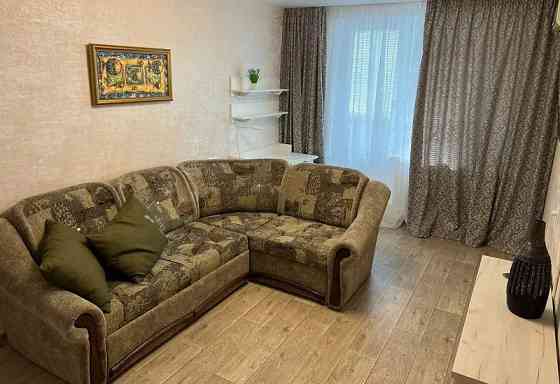 Сдается просторная однокомнатная квартира в Калининском районе. Донецк