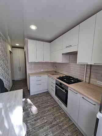 Продам 2-х комнатную квартиру в Донецке Мариуполь