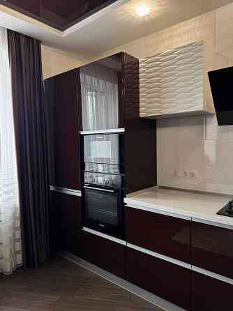 Сдам 2-комнатную квартиру в Калининском районе, Набережная. Донецк