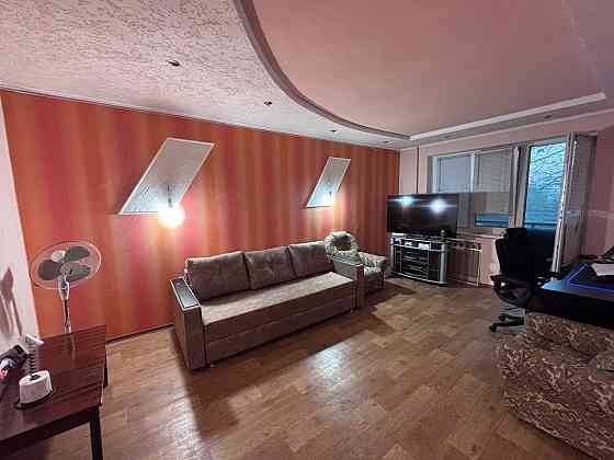 Продам 2-х комн квартиру в Центре города Луганск улица Оборонная Луганск