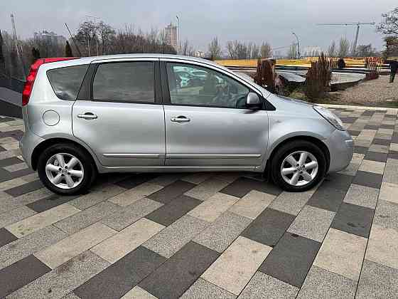 Продам Ниссан ноут 2009год на автомате. Донецк