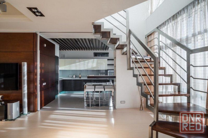 Предлагается к продаже уникальный пентхаус в Калининском районе, пр.Ильича Донецк - изображение 2