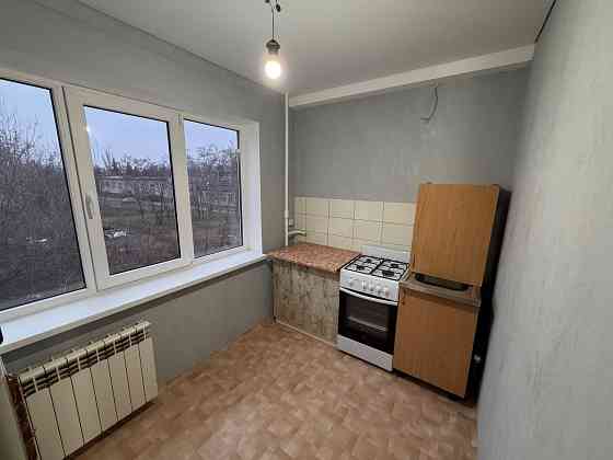 Продам 2-х комн. кв., 2/5 эт., 43 м.кв. - Макеевка, квартал Химик Макеевка