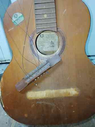 Гитара акустическая под ремонт Донецк
