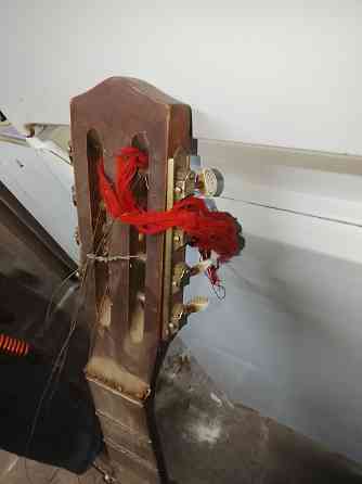 Гитара акустическая под ремонт Донецк