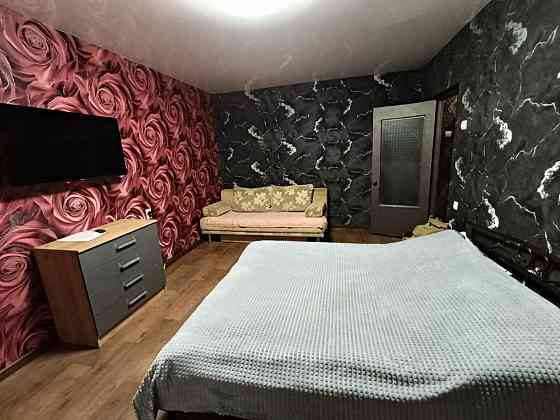 посуточно сдам 1-комнатную квартиру в центре Киевского района Донецк